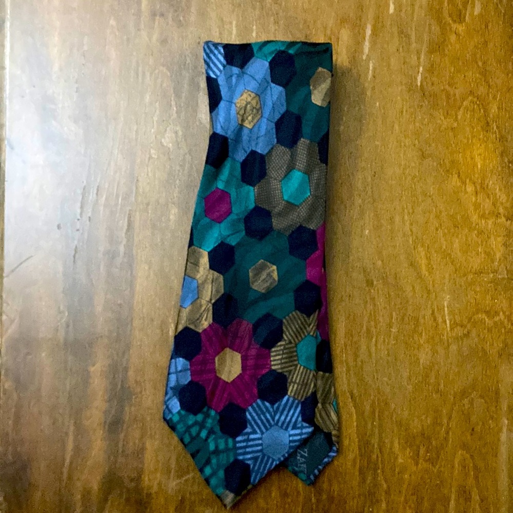 Zanzara tie.  Floral patterned